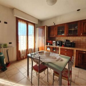 FOIANO DELLA CHIANA - APPARTAMENTO SUL VIALE