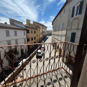 Sinalunga (SI) -Appartamento signorile