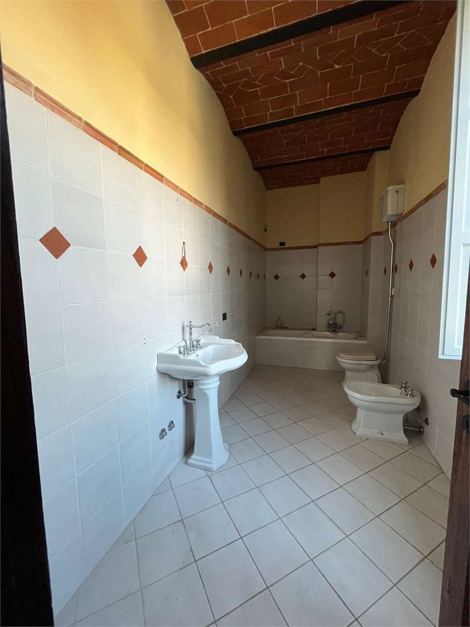 imm_14377-20251109220211-1280