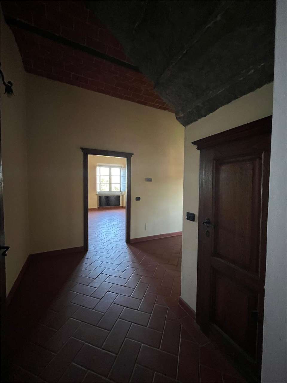 imm_14385-20251109220113-1280