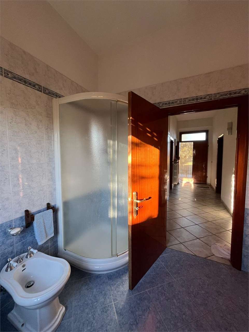 imm_14680-20251130191200-1280