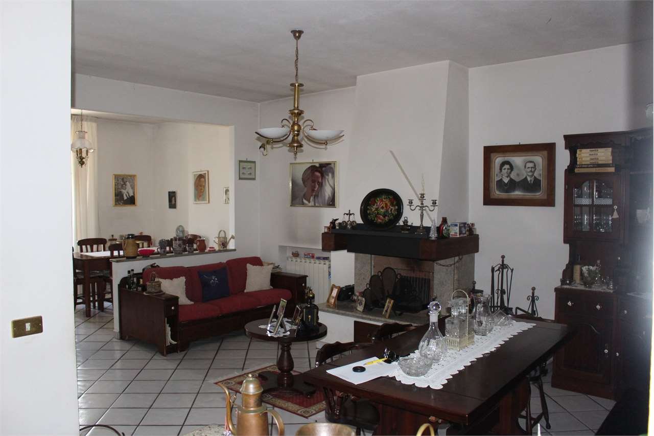 imm_2902-1280-