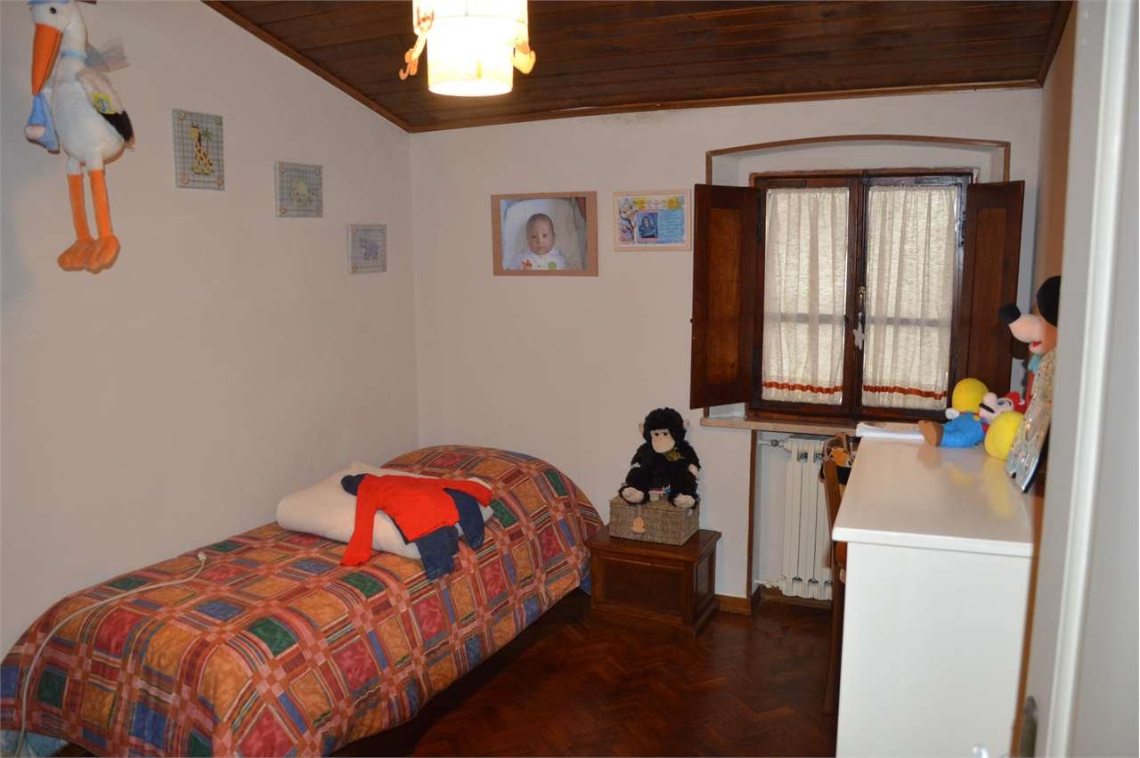 imm_4137-1280-